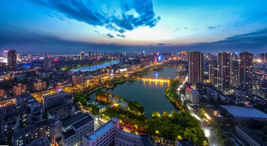 荆楚大地的历史与现代交融之美——湖北